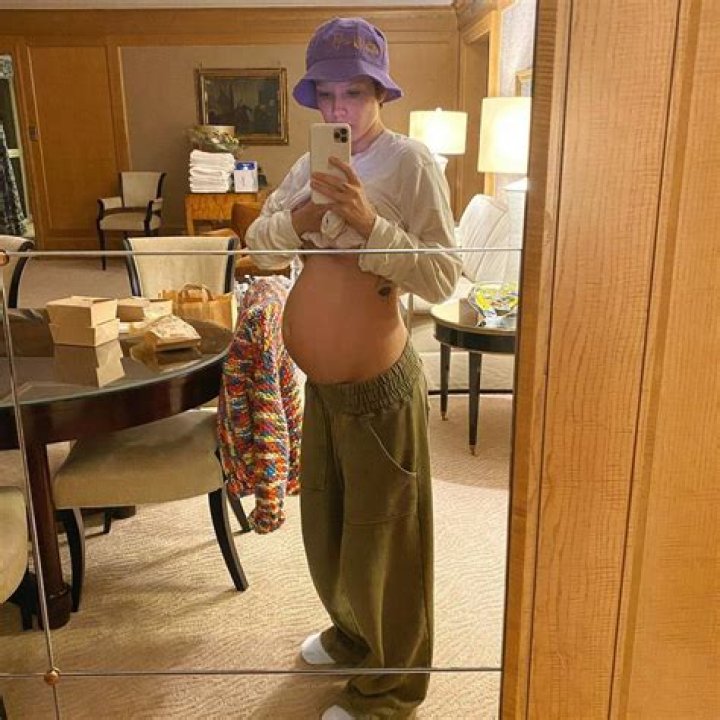 Halsey Pregnant: Singer Debuts Baby Bump In Crochet Bikini Top For Gorgeous Maternity Shoot