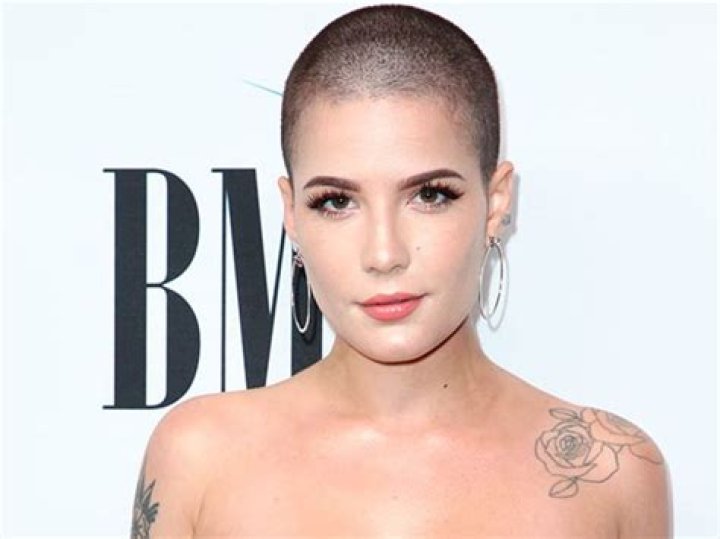 Halsey Shaved Her Head & Still Looks So Stunning — Love Or Loathe Her New Look?
