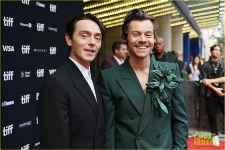 Harry Styles Doesn’t Want To Be Compared To Justin Timberlake