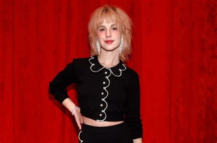 Hayley WIlliams’ Bangs — New Hair On The Cover Of ‘Alternative Press’ – Hollywood Life