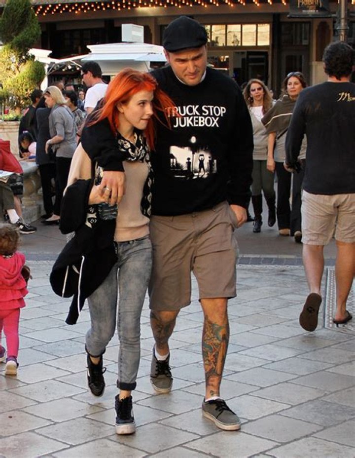 Hayley Williams Chad Gilbert Pics — See Rocker Couple – Hollywood Life