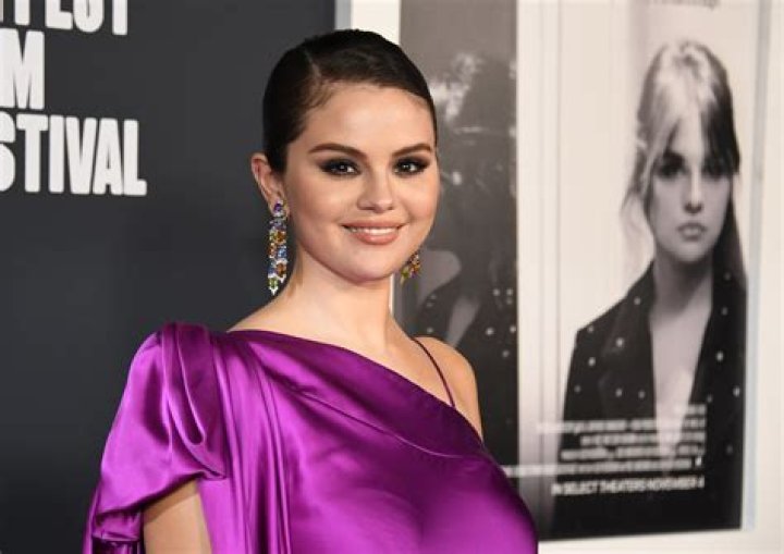 He Loved It – Hollywood Life