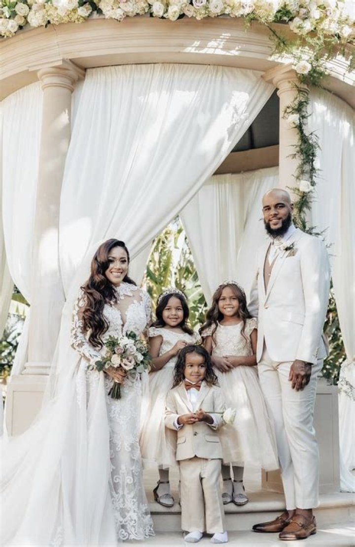 He & Nazanin Mandi Tie The Knot In Romantic Wedding – Hollywood Life
