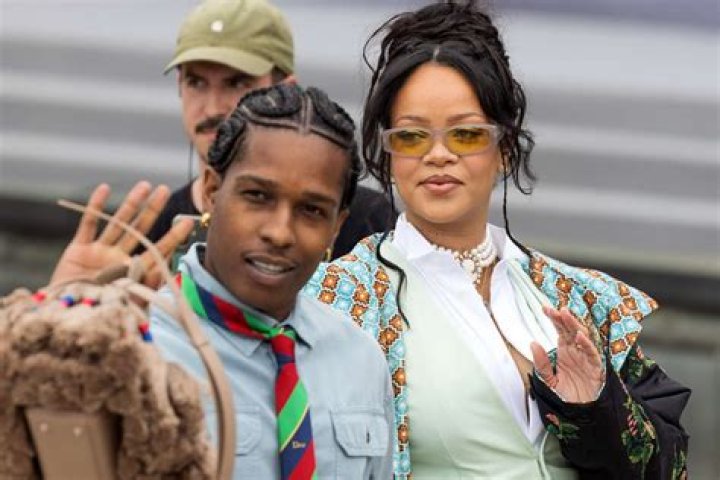 He’s Crazy About Her Like He Was With Rihanna – Hollywood Life