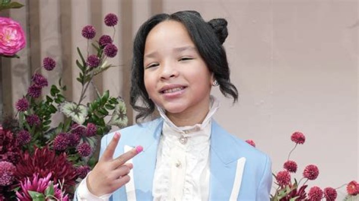 Heiress Harris, 4, Hilariously Crashes Mom Tiny’s Live Interview To Give Her ‘Kisses’ — Watch