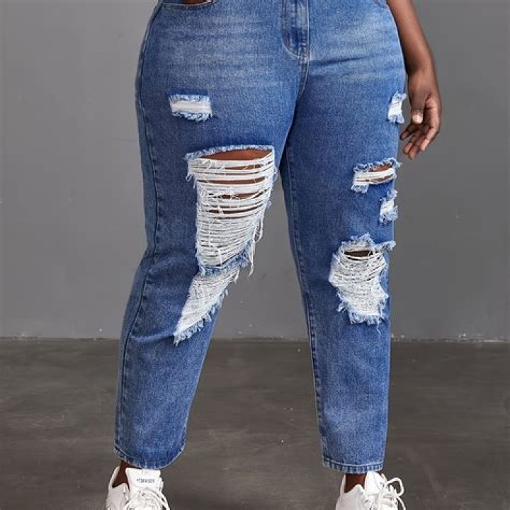 Hottest Ripped Jeans for Women in 2023 – Hollywood Life Reviews – Hollywood Life