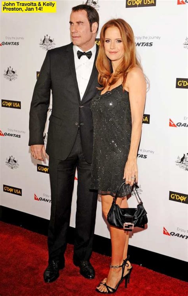 How Kelly Preston Lost Her Baby Weight In 14 Months – Hollywood Life