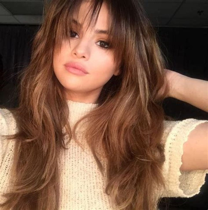 How To Style Bangs Like Selena Gomez — New Products For A New Haircut – Hollywood Life