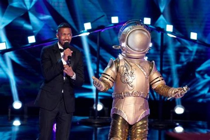 Hunter Hayes Is The Astronaut On ‘The Masked Singer’ — Season 3 Recap – Hollywood Life