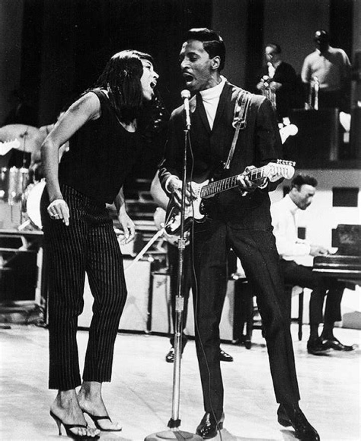 Ike and Tina Turner’s Relationship Timeline Remembered – Hollywood Life