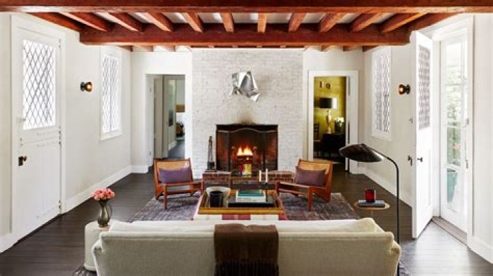 Inside Her Hamptons Hideaway – Hollywood Life