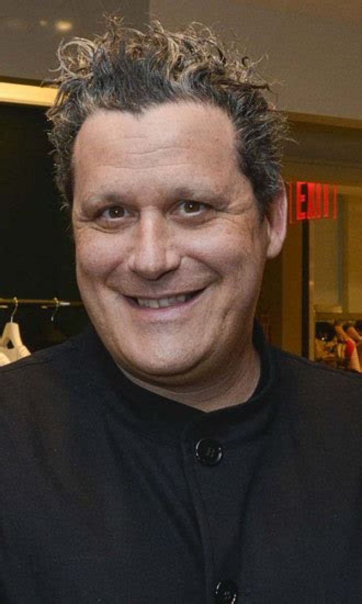 Isaac Mizrahi – Hollywood Life