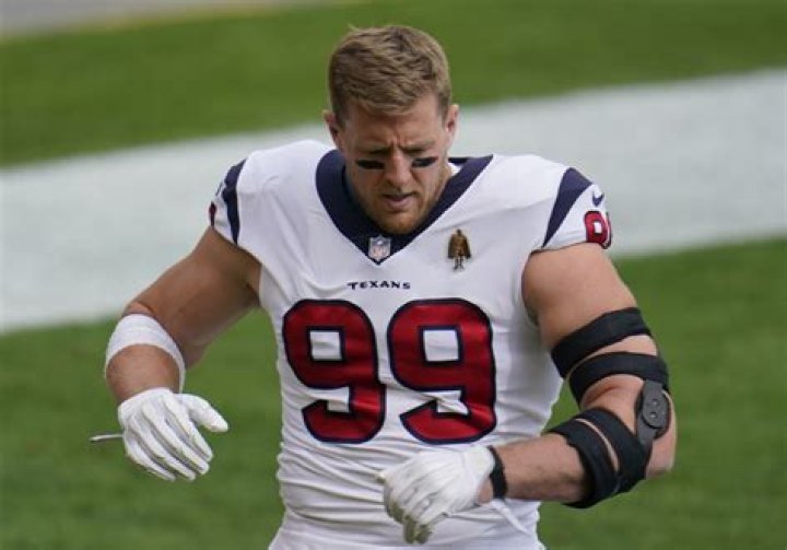 J.J. Watt Shows Off Beauty Routine In Football Sketch – Hollywood Life
