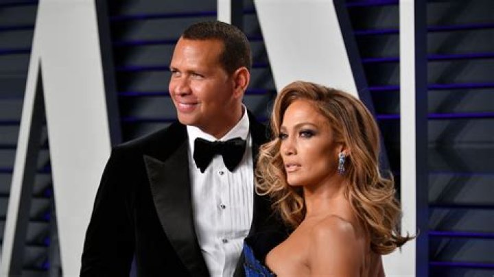 J.Lo & A-Rod Are ‘Completely Back On’ After Breakup Drama: ‘They’re Committed To It’