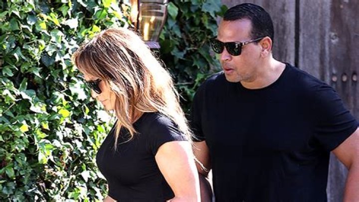 J.Lo & A-Rod Rock Matching Black Outfits While Checking Out $70K A Month Beach House — Pic