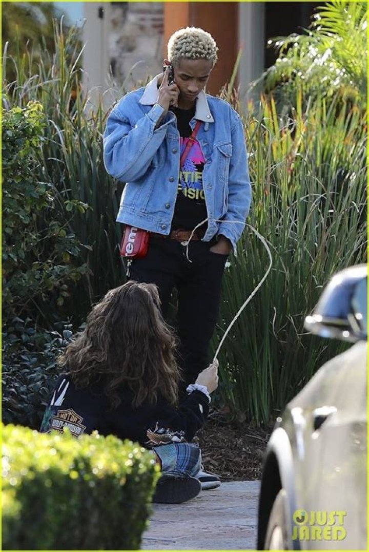 Jaden Smith & Odessa Adlon Getting Cozy — PICS