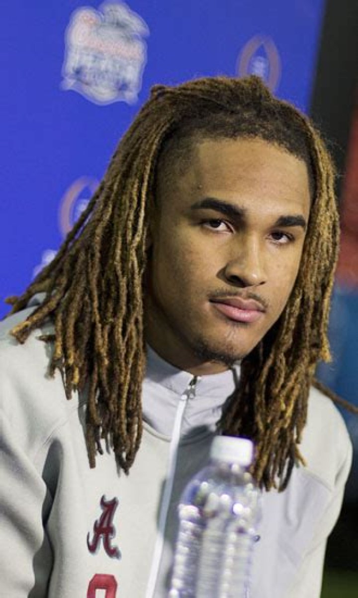 Jalen Hurts Bio – Hollywood Life