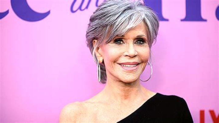 Jane Fonda Admits She’s ‘Not Proud’ Of Facelift – Hollywood Life