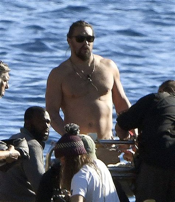 Jason Momoa Goes Shirtless In Mallorca Amid Split From Lisa Bonet – Photos