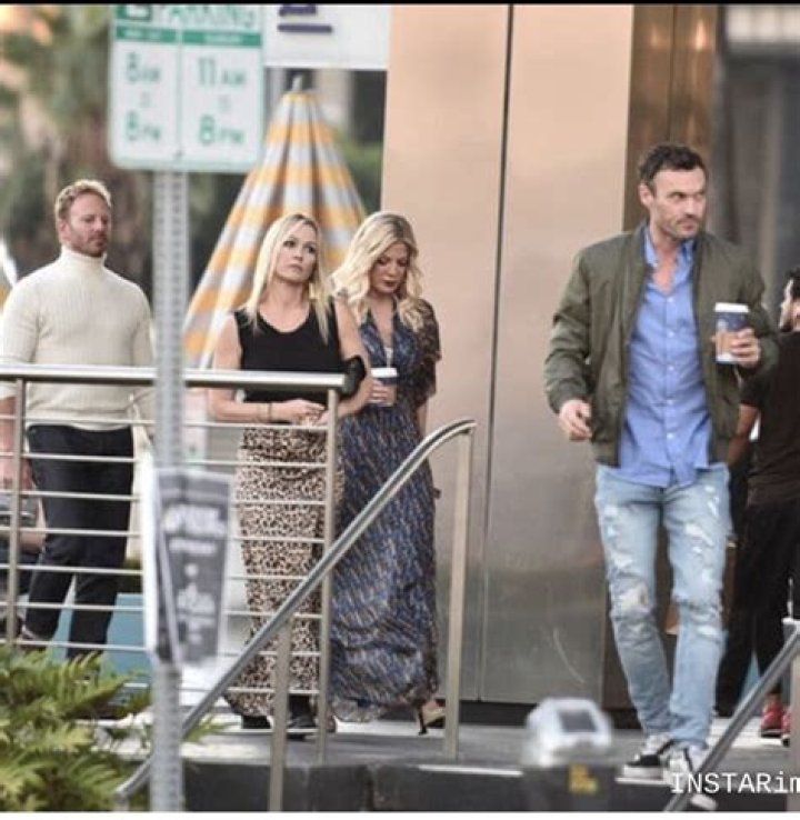 Jason Priestley & Jennie Garth Have Sex In Reboot — Recap – Hollywood Life