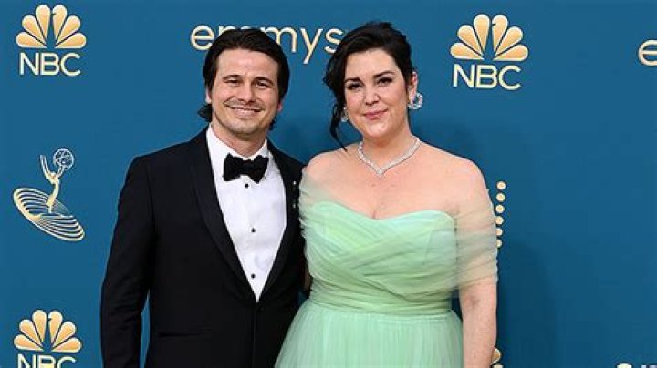 Jason Ritter Says Alcoholism Affected Romance With Melanie Lynskey – Hollywood Life