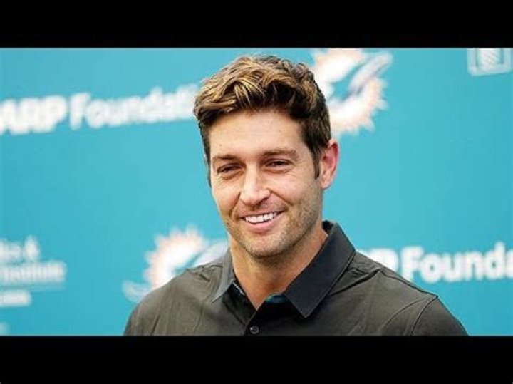 Jay Cutler Has A Chicken Murder Mystery To Solve & It’s The True Crime Doc We Need In Quarantine