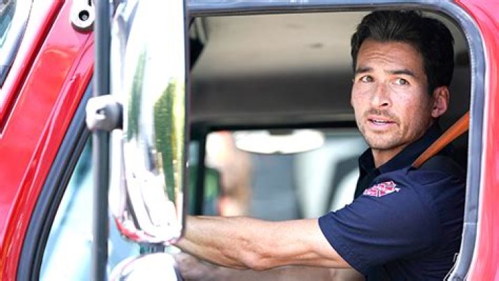 Jay Hayden On Travis’ Big Episode & What’s Next – Hollywood Life