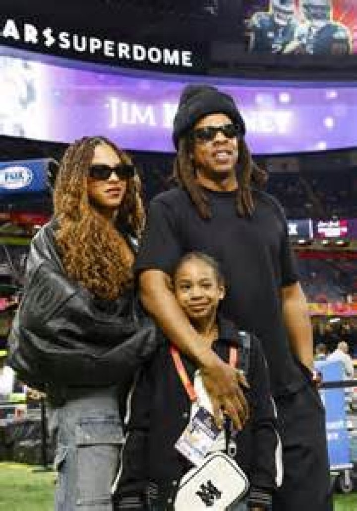 JAY Z & Blue Ivy, 8, Take To The Field Before Super Bowl & Beyoncé Watches: More Pics Of Celebs At The Big Game
