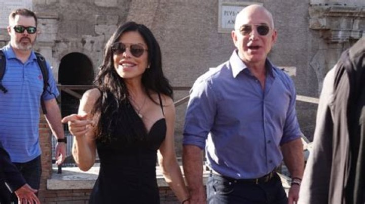 Jeff Bezos & Lauren Sanchez PDA In Rome After His Ex-Wife MacKenzie Files For 2nd Divorce