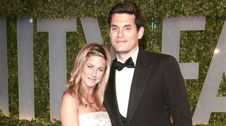 Jennifer Aniston Comments On John Mayer’s Instagram & Fans Freak Out – Hollywood Life