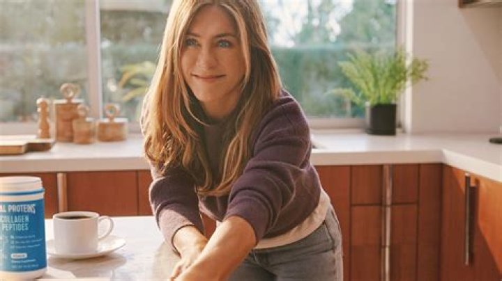 Jennifer Aniston Does Chores At Her House In New Vital Proteins Ad – Hollywood Life
