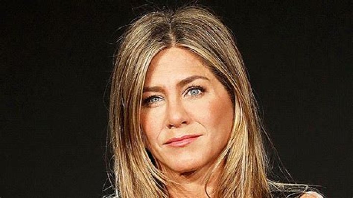 Jennifer Aniston Flips Off COVID-19 With Hilarious Throwback Pic: ‘BYE’ Coronavirus