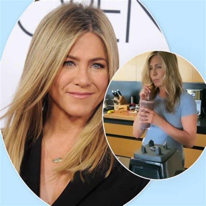Jennifer Aniston Reveals Whether She Ever Plans To Get Married Again & If She’s Down For Online Dating