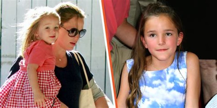 Jennifer Garner & Ben Affleck’s Middle Child Seraphina Reintroduces Name as Fin Affleck