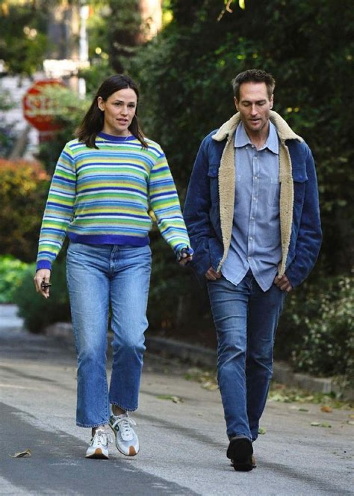 Jennifer Garner & John Miller Back Together: Report – Hollywood Life