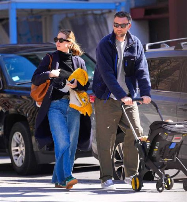 Jennifer Lawrence & Husband Cooke Maroney Pictured For The 1st Time In 6 Months — See Photos
