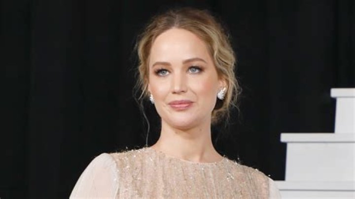 Jennifer Lawrence’s Nip Slip — How She Feels After Wardrobe Malfunction – Hollywood Life
