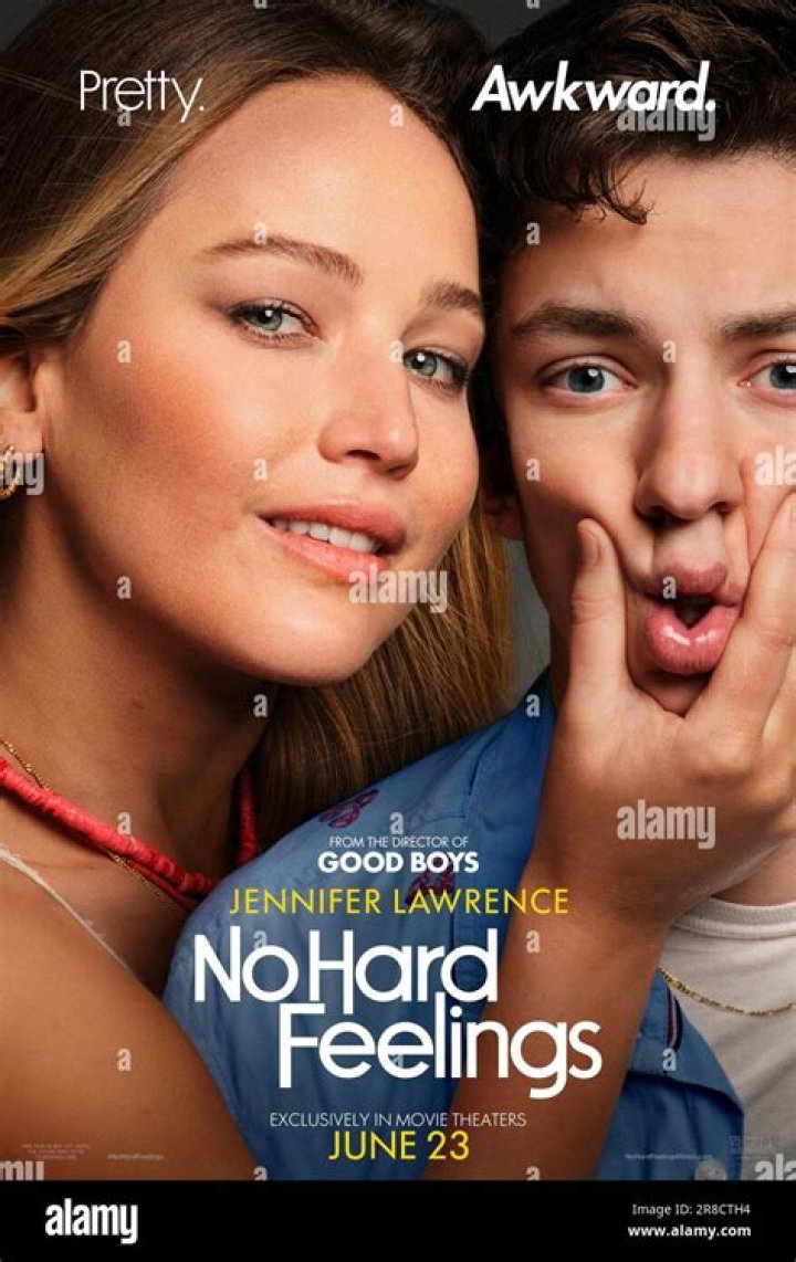 Jennifer Lawrence Seduces A 19-Year-Old In ‘No Hard Feelings’ Trailer – Hollywood Life