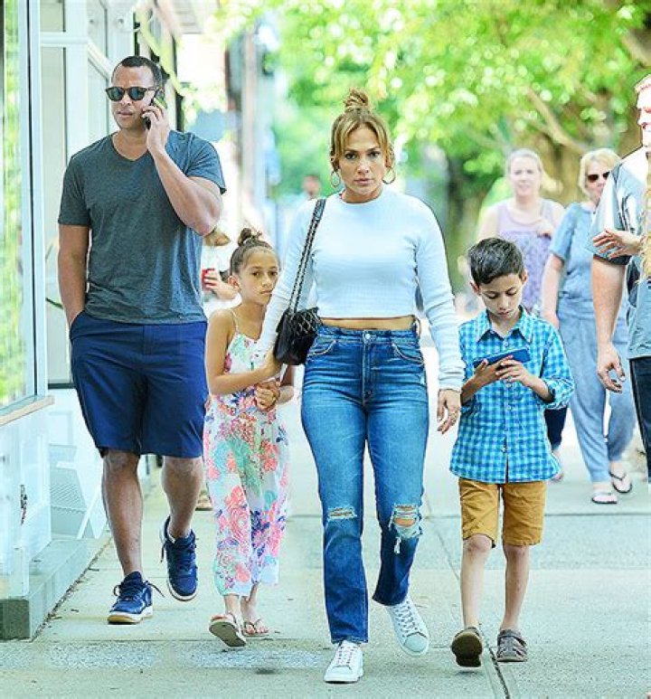 Jennifer Lopez & Alex Rodriguez Cuddle With Their Children During A ‘Perfect Saturday’ At The Beach
