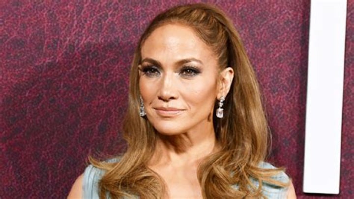 Jennifer Lopez Debuts Pink Hair Makeover — Before & After Photos – Hollywood Life