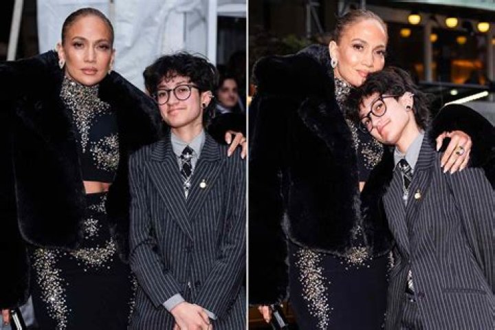 Jennifer Lopez Holds 13-Year-Old Daughter Emme’s Hand On Shopping Trip — Photos