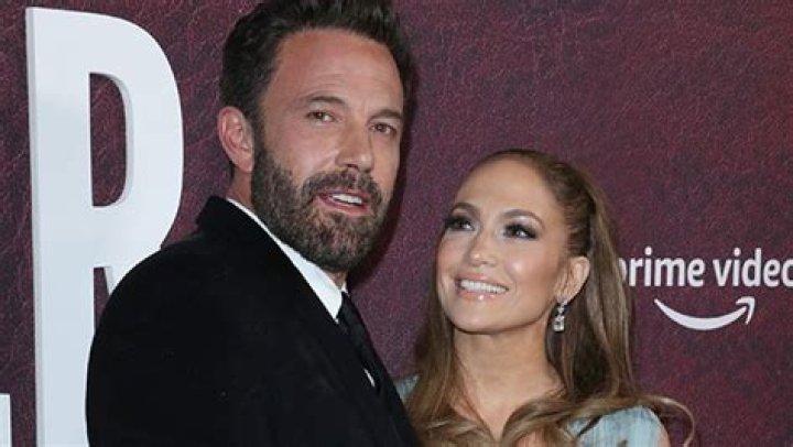 Jennifer Lopez Praises Ben Affleck In ‘The Tender Bar’: Video – Hollywood Life
