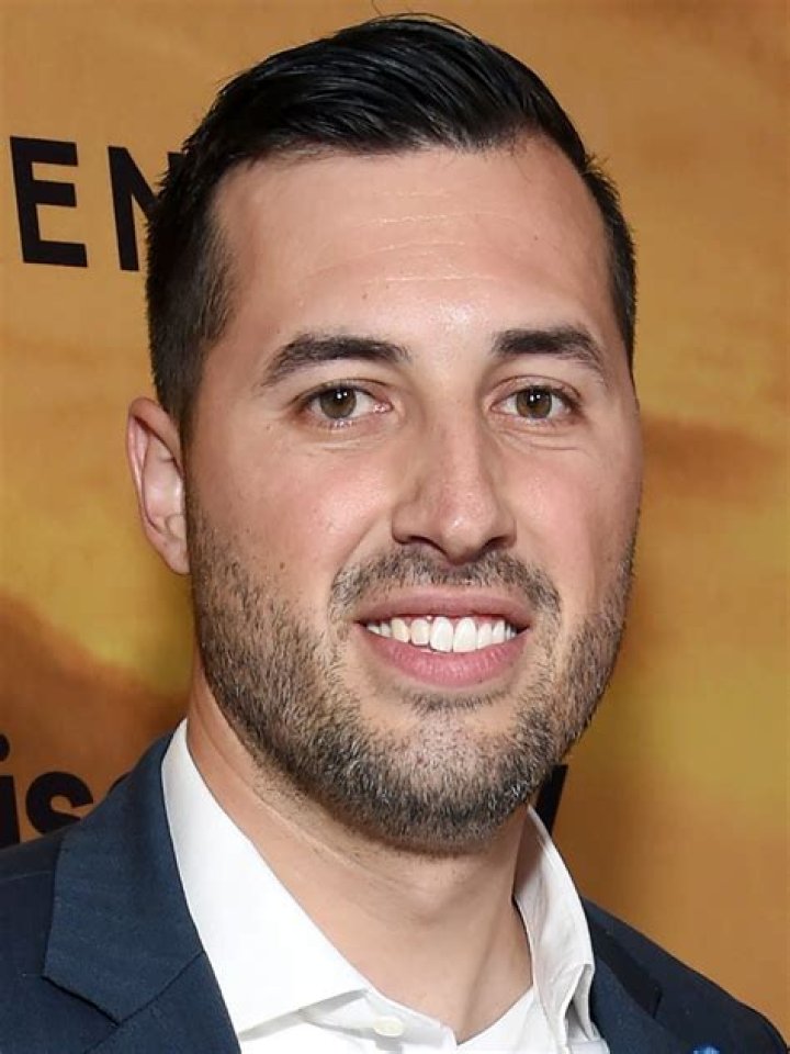 Jeremy Vuolo Celeb Profile – Hollywood Life