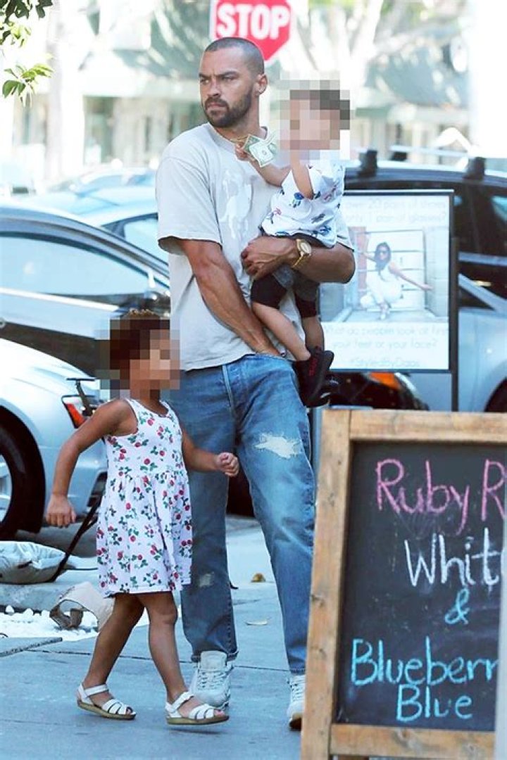 Jesse Williams Granted Visitation With His Kids In New York City – Hollywood Life