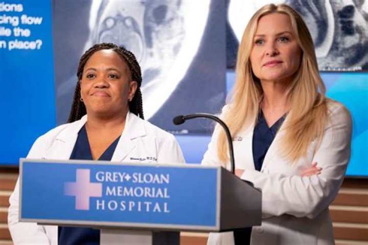 Jessica Capshaw: ‘Grey’s Anatomy’ Star Gives Birth To 4th Child — Congrats