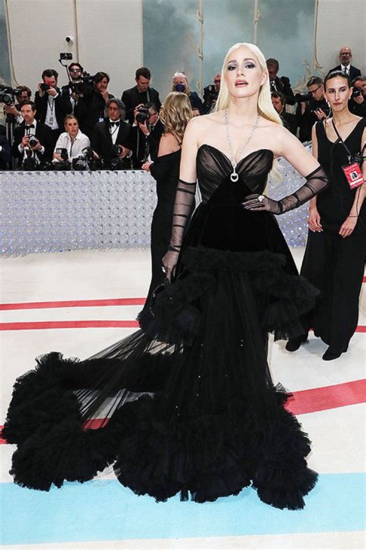 Jessica Chastain’s Met Gala 2023 Dress: Photo – Hollywood Life