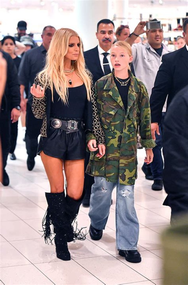 Jessica Simpson In Leather Romper With Maxwell In Los Angeles: Photos – Hollywood Life