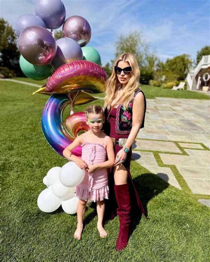 Jessica Simpson’s Daughter Birdie, 1, Looks Adorable In A Red Jumper As They Snuggle In New Pic