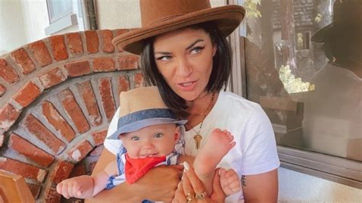 Jessica Szohr Welcomes 1st Child With Boyfriend Brad Richardson — A Baby Girl Named Bowie