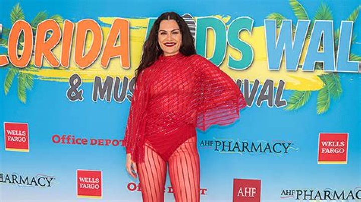 Jessie J Sizzles In Red Bodysuit For 17th Annual Florida AIDS Walk – Hollywood Life